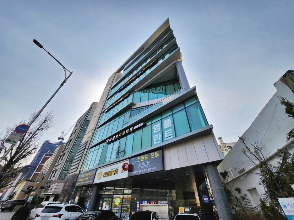 Cheonggu-dong Dental Clinic: When Persistent Aching Tooth Pain Means You Need Cavity Treatment