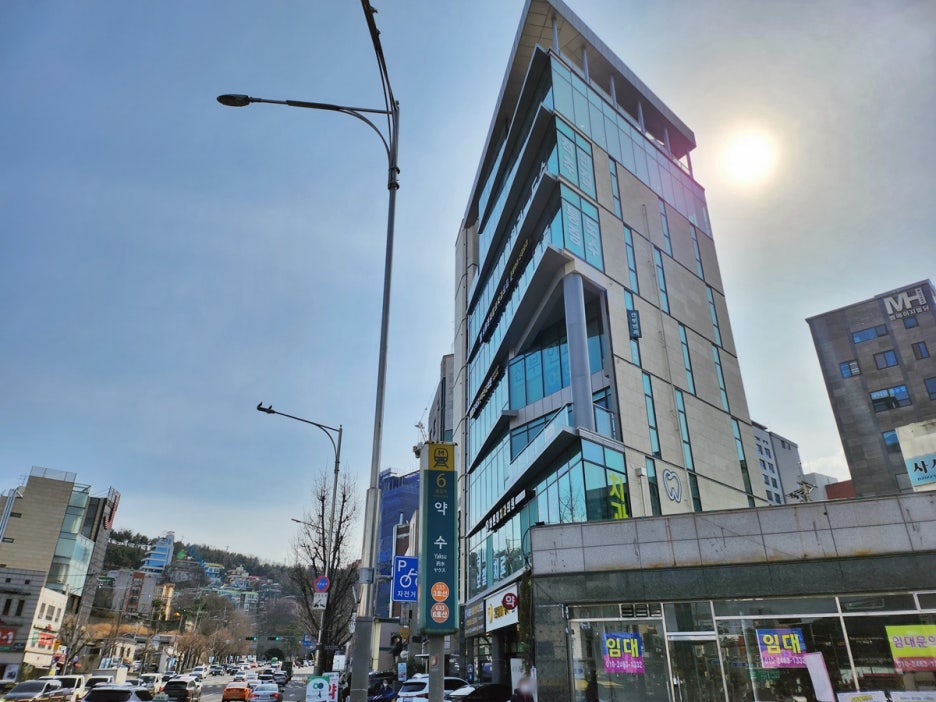 약수역치과, 충치치료 신경치료 증상 없더라도 미리 대비해야